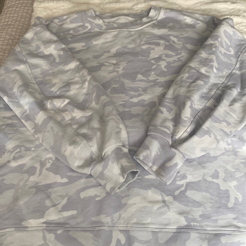 Lululemon camo loose fit sweatshirt